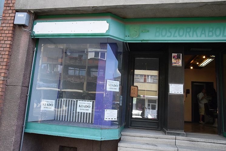 Újabb üzletek és irodák zártak be Szombathely belvárosában Újabb üzletek és irodák zártak be Szombathely belvárosában