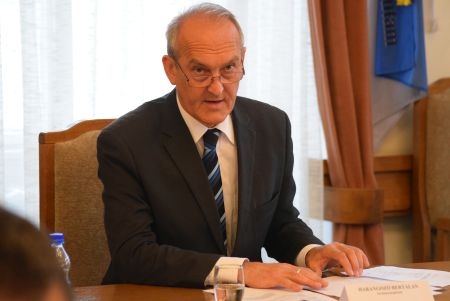 Kiskertügy: jogszerűen, de nem célszerűen járt el a földhivatal