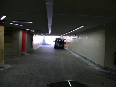 Tisztítják a szombathelyi aluljárót