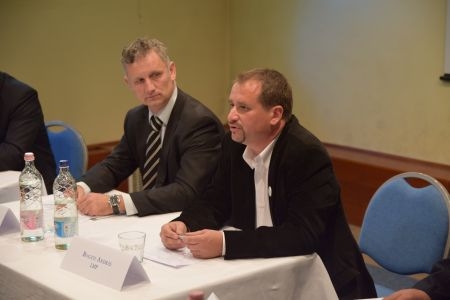 Szakpolitikai vitasorozat Szombathelyen: az utolsó előtti kör Szakpolitikai vitasorozat Szombathelyen: az utolsó előtti kör