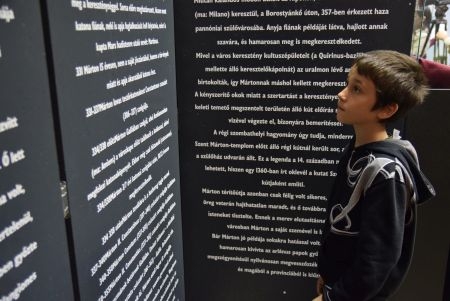 zent Márton, a katona – kiállításmegnyitó a Savaria Múzeumban 