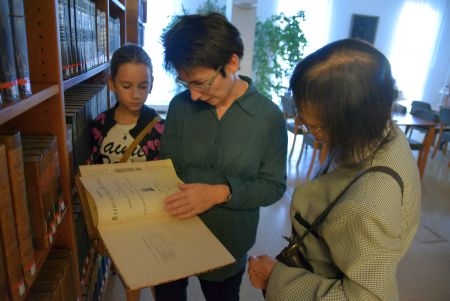 Bejártunk a Berzsenyi Dániel Könyvtárat (képsorozattal)