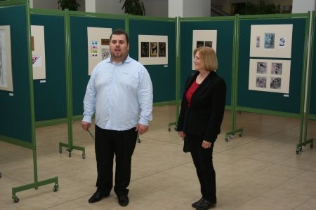 Végzős grafikusok kiállítása Szombathelyen Végzős grafikusok kiállítása Szombathelyen
