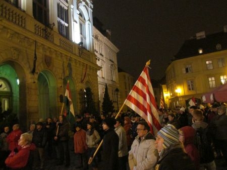 Sopronban is tüntettek