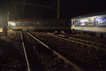 Kisiklott egy személyvonat több kocsija Sárvár és Celldömölk között