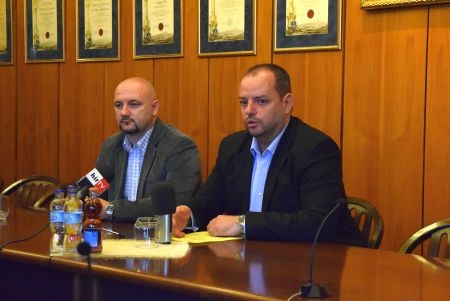 A kicsontozástól a Falco-ügyig – Közgyűlés utáni sajtótájékoztatók A kicsontozástól a Falco-ügyig – Közgyűlés utáni sajtótájékoztatók
