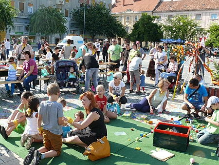 Első nevelőszülők napja Szombathelyen Első nevelőszülők napja Szombathelyen