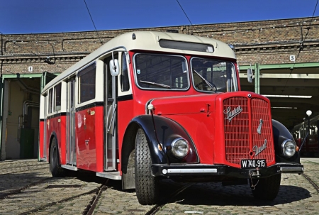 Oldtimer busz Oldtimer busz