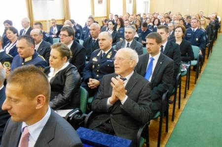 Rendőrség napi kitüntetések Szombathelyen Rendőrség napi kitüntetések Szombathelyen