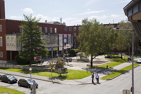 Ruszt József tér