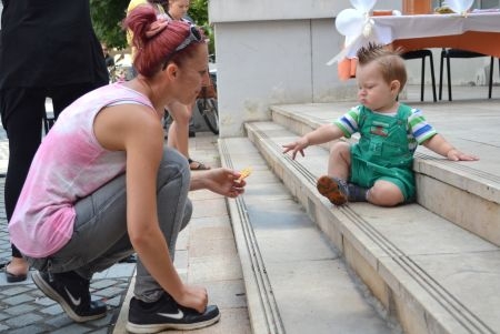 Szoptatós szobát adtak át a szombathelyi városházán Szoptatós szobát adtak át a szombathelyi városházán