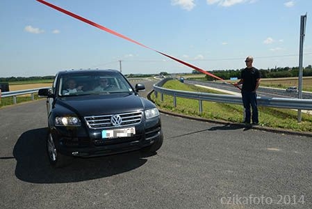 Véglegesen átadták az M86-os Szombathely és Vát közötti szakaszát Véglegesen átadták az M86-os Szombathely és Vát közötti szakaszát