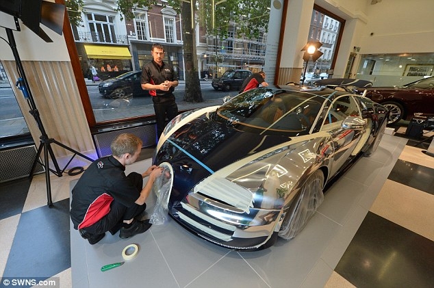Bugatti Veyron Grand Sport Vitesse.