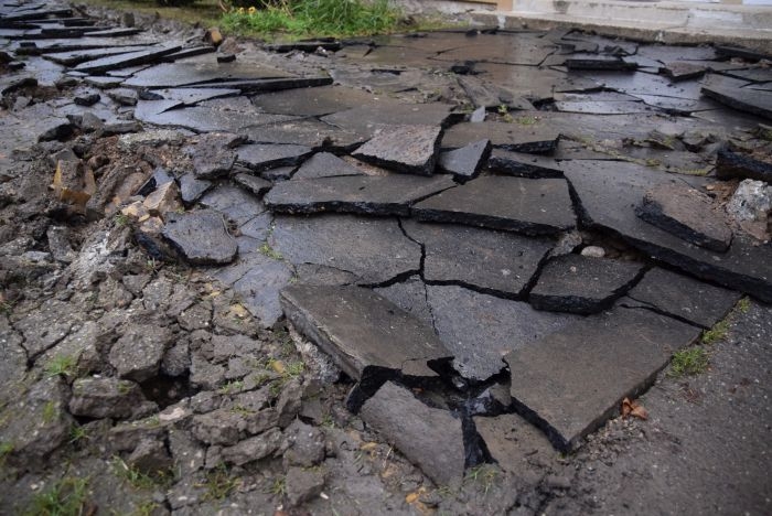Katasztrófaturistáskodtunk a szombathelyi Derkovits-lakótelepen Katasztrófaturistáskodtunk a szombathelyi Derkovits-lakótelepen