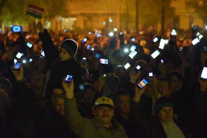 Internetadó: Szombathelyen is zúgott az Orbán, takarodj! 