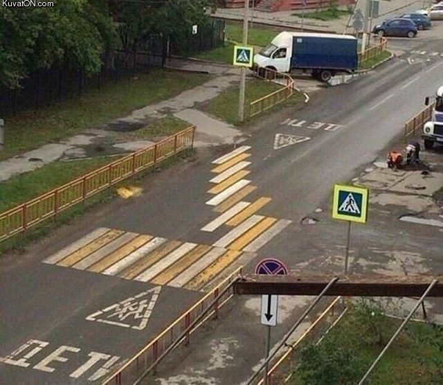 Módosított gyalogátkelő Módosított gyalogátkelő