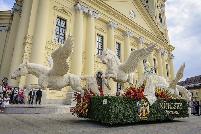 Debrecen, virágkarnevál Debrecen, virágkarnevál