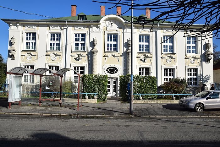 Felújították a szombathelyi Zrínyi általános iskolát (képsorozattal) Felújították a szombathelyi Zrínyi általános iskolát (képsorozattal)